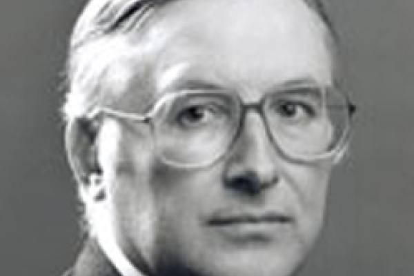 Professor Ian Maclean Professor Ian Maclean