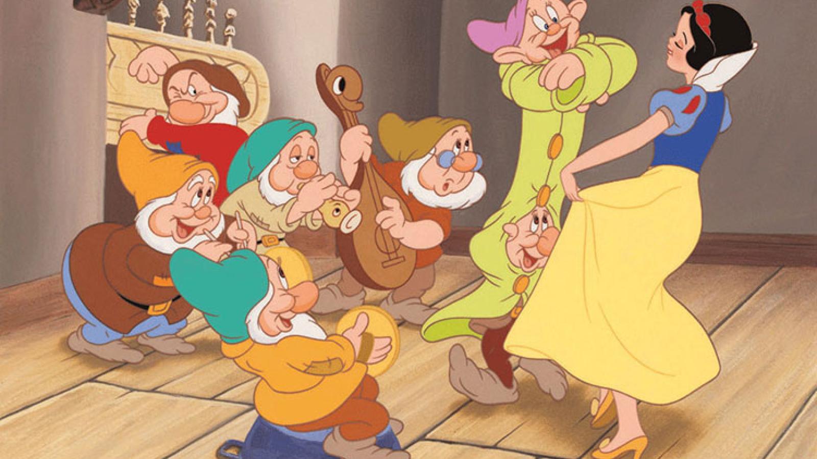 medieval party (snow white)